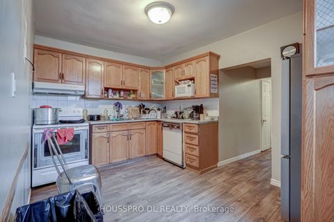 Photo 12 at 75 Ennerdale Road, Fairbank, Toronto