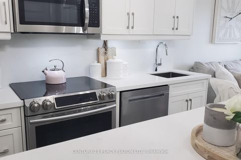 Photo 25 at 320 - 128 Grovewood Common, GO Glenorchy, Oakville