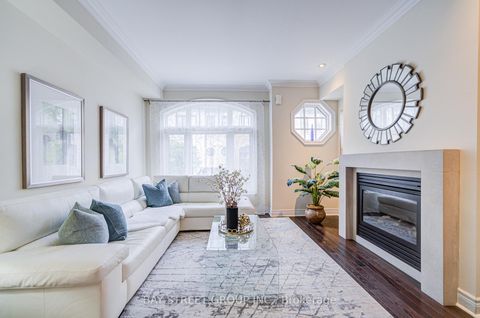 Photo 15 at 37 Lobo Mews, City Centre West, Toronto