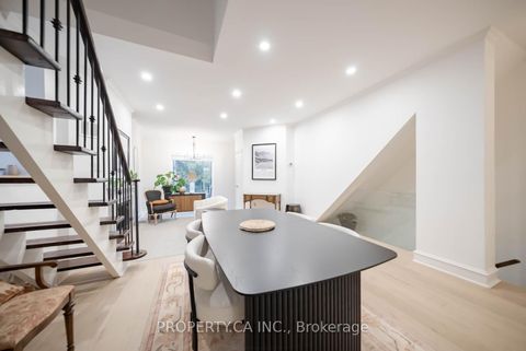 Photo 10 at 5 - 300 Avenue Road, Casa Loma, Toronto