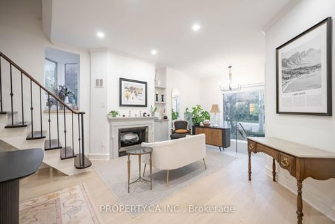 Photo 11 at 5 - 300 Avenue Road, Casa Loma, Toronto