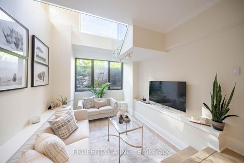 Photo 13 at 5 - 300 Avenue Road, Casa Loma, Toronto