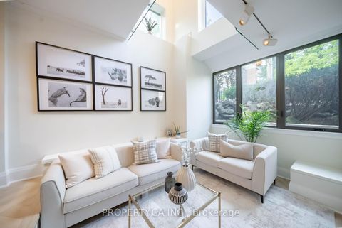 Photo 14 at 5 - 300 Avenue Road, Casa Loma, Toronto