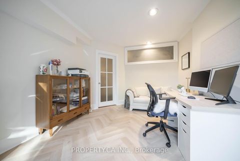 Photo 16 at 5 - 300 Avenue Road, Casa Loma, Toronto