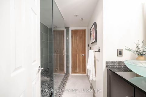 Photo 35 at 5 - 300 Avenue Road, Casa Loma, Toronto