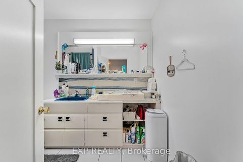 Photo 16 at 611 Pinegrove Road, WO West, Oakville