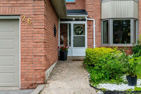 Photo 3 at 26 Kenny Crescent, Letitia Heights, Barrie Photo 3 at 26 Kenny Crescent, Letitia Heights, Barrie