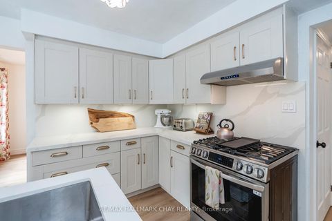 Photo 7 at 26 Kenny Crescent, Letitia Heights, Barrie