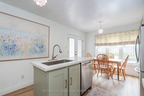 Photo 11 at 26 Kenny Crescent, Letitia Heights, Barrie
