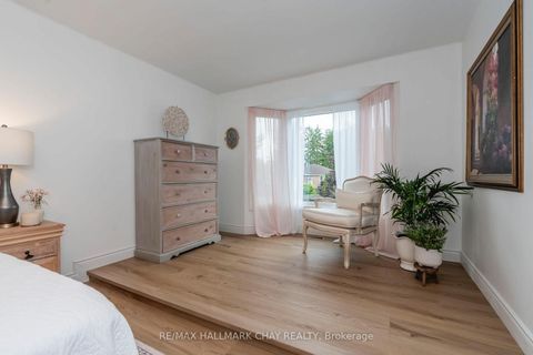 Photo 25 at 26 Kenny Crescent, Letitia Heights, Barrie