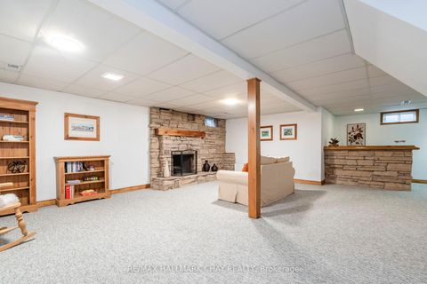 Photo 33 at 26 Kenny Crescent, Letitia Heights, Barrie