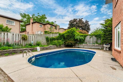 Photo 41 at 26 Kenny Crescent, Letitia Heights, Barrie