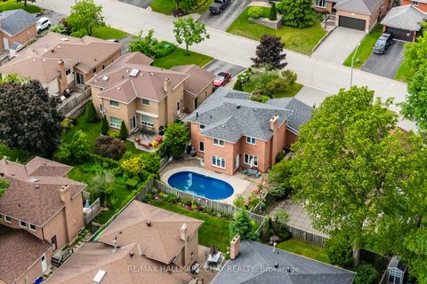 Photo 46 at 26 Kenny Crescent, Letitia Heights, Barrie