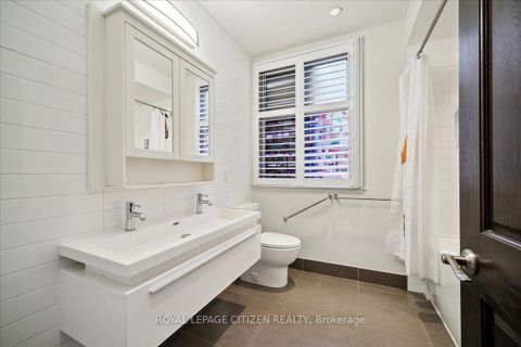 Photo 6 at 201 - 326 Carlaw Avenue, South Riverdale, Toronto