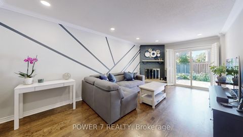Photo 10 at 200 Carrington Drive, Mill Pond, Richmond Hill