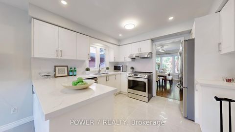 Photo 15 at 200 Carrington Drive, Mill Pond, Richmond Hill