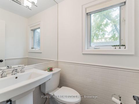 Photo 7 at 3022A Bayview Avenue, Willowdale East, Toronto