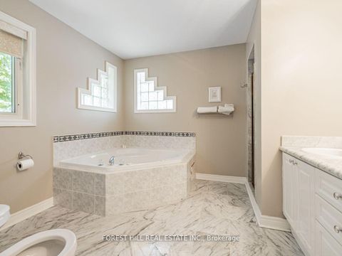 Photo 31 at 3022A Bayview Avenue, Willowdale East, Toronto Photo 31 at 3022A Bayview Avenue, Willowdale East, Toronto