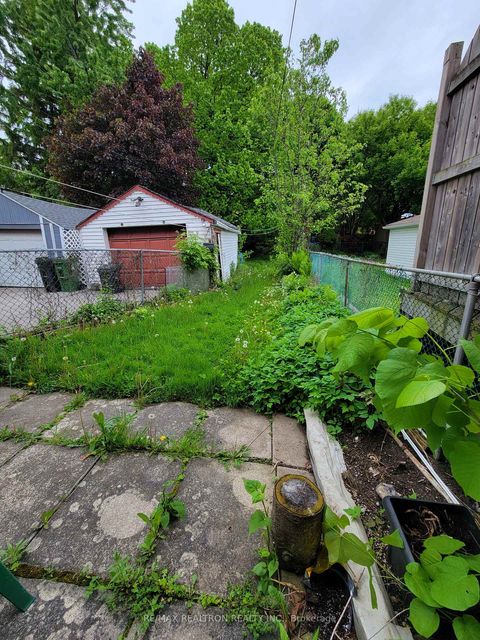 Photo 1 at 17 Atlee Avenue, Cliffside, Toronto
