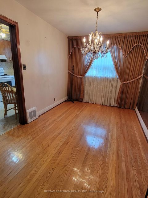 Photo 4 at 17 Atlee Avenue, Cliffside, Toronto