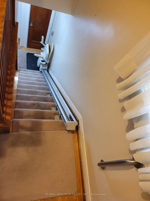 Photo 12 at 17 Atlee Avenue, Cliffside, Toronto Photo 12 at 17 Atlee Avenue, Cliffside, Toronto