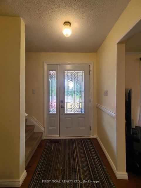 Photo 2 at 2 Agnes Street, Wellington, Barrie