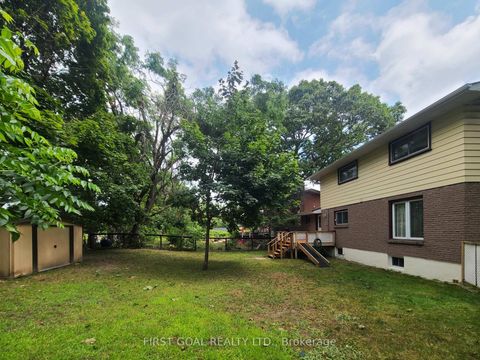 Photo 28 at 2 Agnes Street, Wellington, Barrie Photo 28 at 2 Agnes Street, Wellington, Barrie
