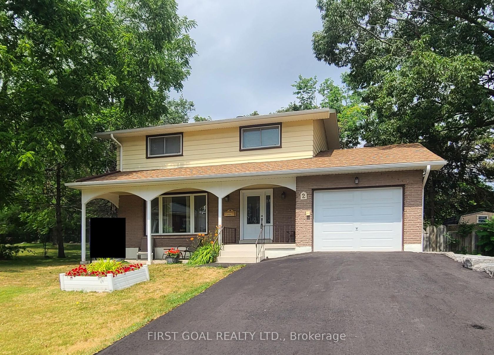 2 Agnes Street, Wellington, Barrie photo 2