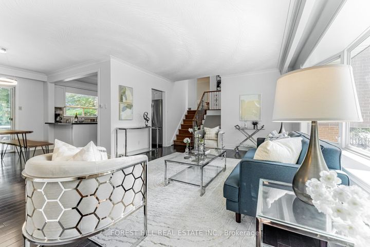 Photo 3 at 4 Dalmeny Road, Grandview, Markham