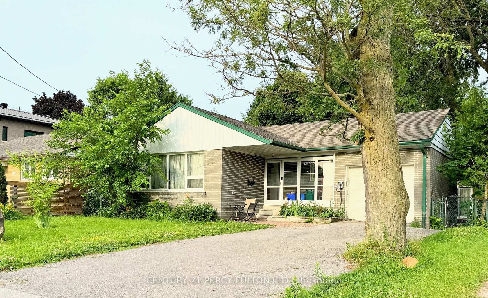 272 Conestoga Avenue, Harding, Richmond Hill 