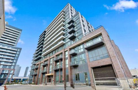 Photo 12 at 820 - 60 Honeycrisp Crescent, Vaughan Corporate Centre, Vaughan