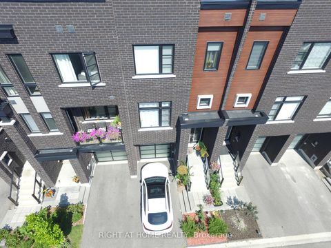 Photo 2 at 12 Laskin Drive, Patterson, Vaughan