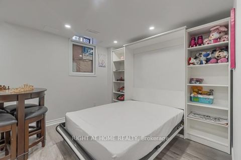 Photo 11 at 12 Laskin Drive, Patterson, Vaughan