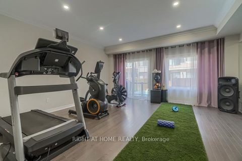 Photo 17 at 12 Laskin Drive, Patterson, Vaughan