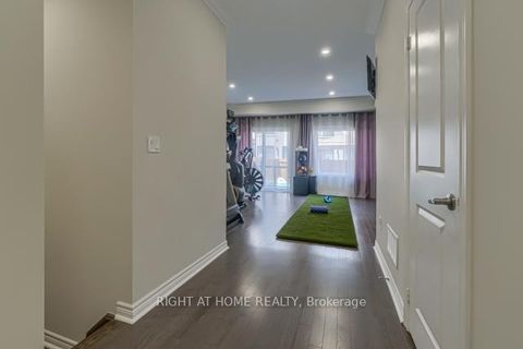 Photo 18 at 12 Laskin Drive, Patterson, Vaughan Photo 18 at 12 Laskin Drive, Patterson, Vaughan