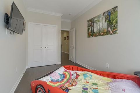 Photo 22 at 12 Laskin Drive, Patterson, Vaughan