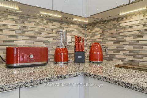 Photo 34 at 12 Laskin Drive, Patterson, Vaughan