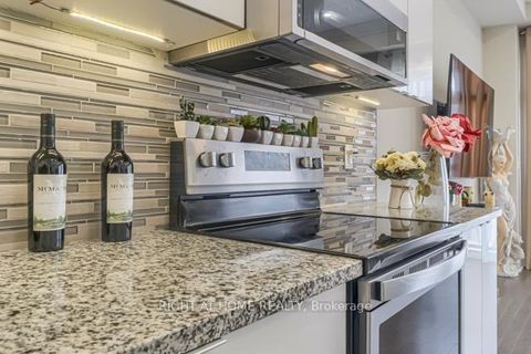 Photo 36 at 12 Laskin Drive, Patterson, Vaughan