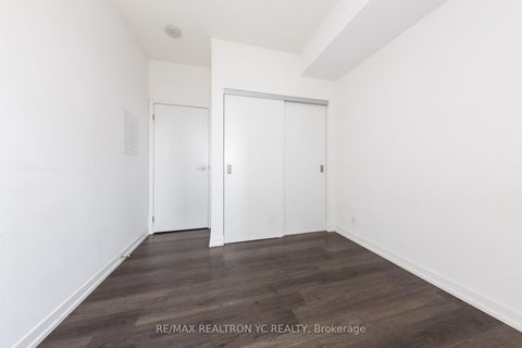 Photo 12 at 313 - 98 Lillian Street, Mount Pleasant West, Toronto