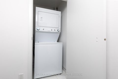 Photo 14 at 313 - 98 Lillian Street, Mount Pleasant West, Toronto