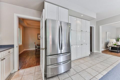 Photo 10 at 1688 Glenvista Drive, JC Joshua Creek, Oakville