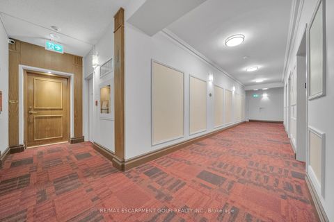 Photo 6 at PH203 - 8 Lee Centre Drive, Woburn, Toronto