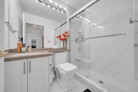 Photo 10 at PH203 - 8 Lee Centre Drive, Woburn, Toronto
