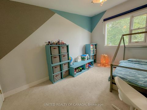 Photo 7 at 178 Three Valleys Drive, Donalda, Toronto
