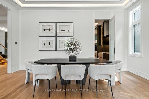 Photo 8 at 215 Northwood Drive, Newtonbrook East, Toronto