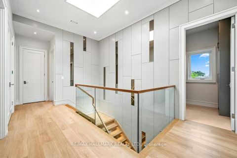 Photo 26 at 215 Northwood Drive, Newtonbrook East, Toronto
