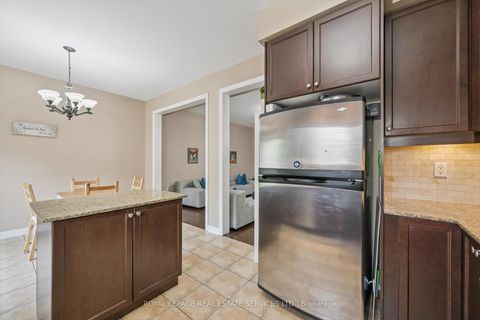 Photo 13 at 2453 Grand Oak Trail, WM Westmount, Oakville