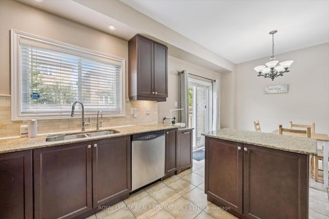 Photo 14 at 2453 Grand Oak Trail, WM Westmount, Oakville