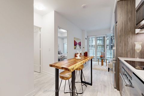 Photo 6 at 348 - 60 Princess Street, Waterfront Communities C8, Toronto