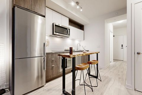 Photo 10 at 348 - 60 Princess Street, Waterfront Communities C8, Toronto